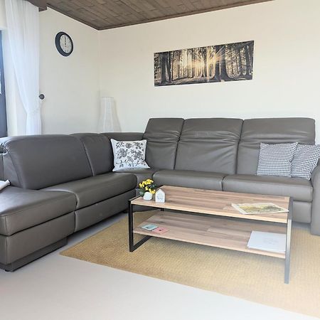 Ferienwohnung Christine Mit Sauna Und Whirlpool Utzerath Esterno foto